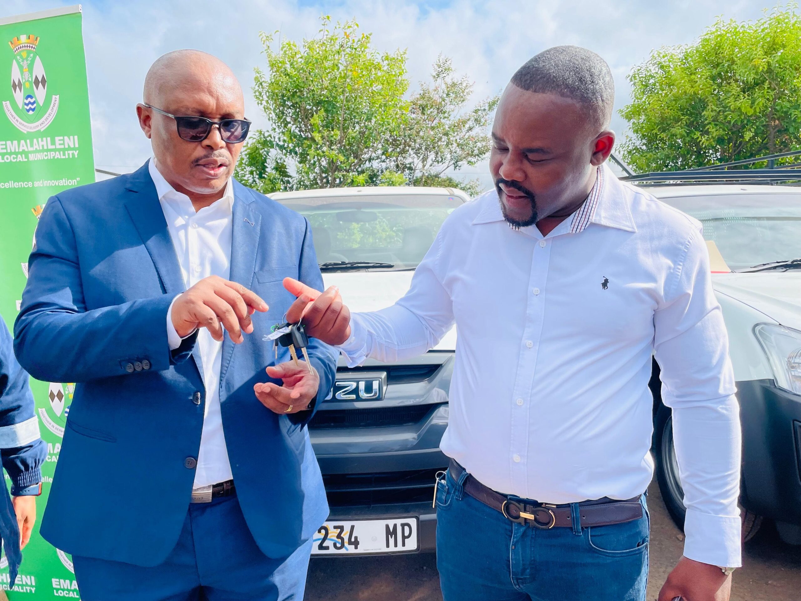 eMalahleni buys R3.5 million bakkies for service delivery