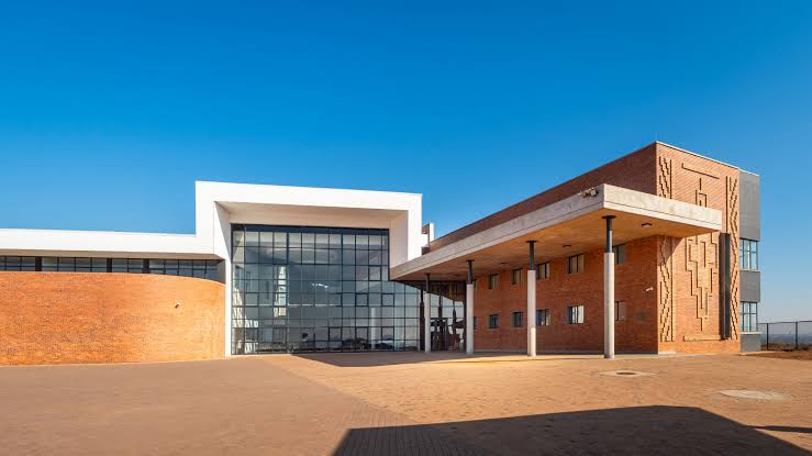 Final touches underway at R1.7 Billion King Nyabela Hospital