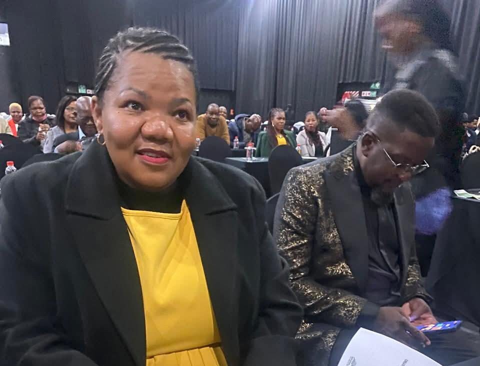 MEC Hlophe honours extension practitioners at provincial summit in Secunda