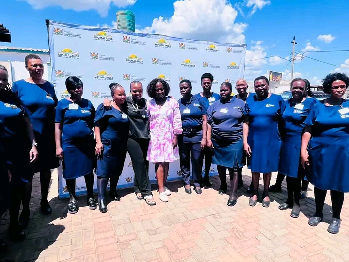 Health MEC Sasekani Manzini deploys four doctors to Thembisile Hani clinics